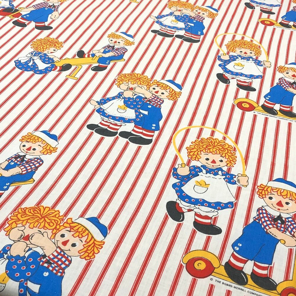 Vintage 70s Raggedy Ann Andy Red Stripes TWIN Bed FLAT Top Sheet: Retro Bedroom